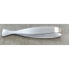 ProCouteaux - Pince à arêtes - PRO, Votre pince à arêtes est en stock sur notre boutique en ligne ProCouteaux.com au meilleur prix !Cette pincette à arêtes permet d'attraper fermement et d'enlever les arêtes de poissons sans endommager les chairs sensibles.Fabriqué en acier trempé inoxydable.Passe au lave vaisselle.Vous pouvez également retrouver nos mallettes spéciales pour la poissonnerie ou tous nos autres ustensiles de cuisine.