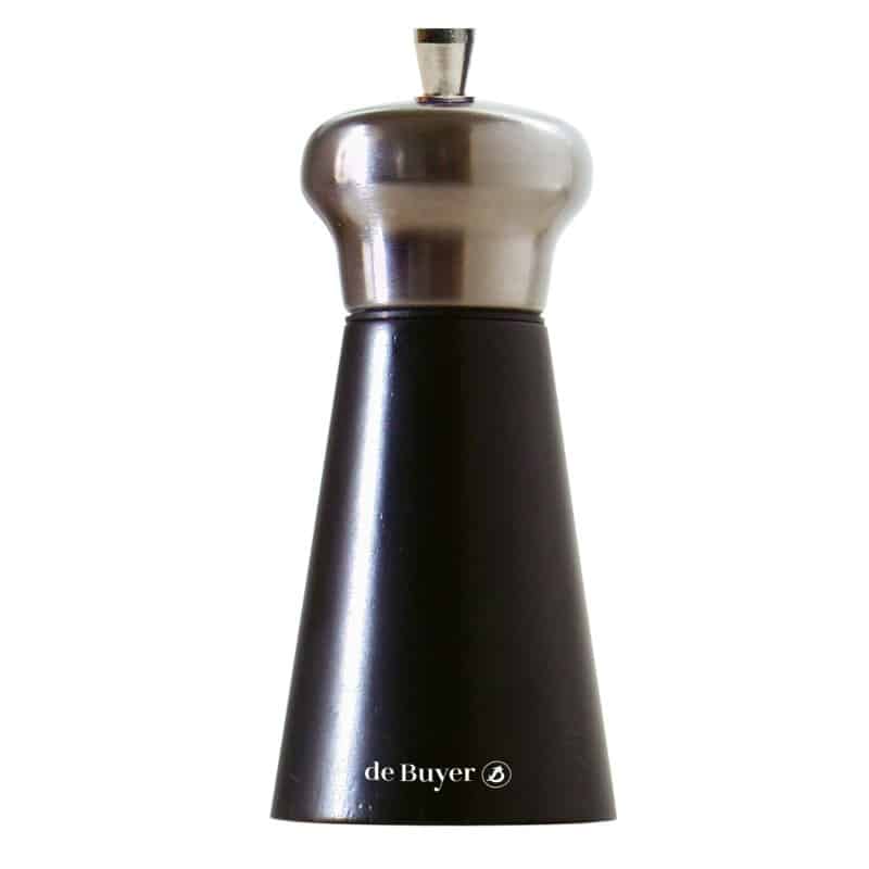 ProCouteaux - Moulin à poivre - Springar - Bois Ebène - DE BUYER, Moudre facilement et en toute simplicité - Gamme Springar nouveauté ProCouteauxMoulin à poivre gamme Springar, hauteur 13.5 cm couleur bois noir et ébène.Idéal pour moudre finement et apporter une touche de design à votre table.Mouture réglable par le bouton situé à l'extrémité supérieure du moulin.Découvrez l'ensemble de nos moulins à épices ici !Craquez et enjolivez votre table avec ce nouveau set de couteaux 