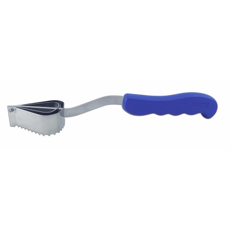 ProCouteaux - Écailleur professionnel à poisson - double lame - Fischer Bargoin, Votre écailleur à poisson professionnel en vente sur ProCouteaux.comL'outil indispensable pour tous les poissonniers et les amateurs de bonne cuisine qui aiment travailler des produits frais.Cet écailleur a été pensé pour être efficace et sûre. Son grattoir en forme de cœur rend la surface de grattage plus importante : aucune écaille ne lui résiste...Son manche ergonomique en plastique permet une bonne prise en main et évite ainsi les gestes approximatifs permettant un travail rapide et propre.Existe aussi en modèle plus petit.Tous les ustensiles pour poissonerie ProCouteaux - Écailleur professionnel à poisson - double lame - Fischer Bargoin, Votre écailleur à poisson professionnel en vente sur ProCouteaux.comL'outil indispensable pour tous les poissonniers et les amateurs de bonne cuisine qui aiment travailler des produits frais.Cet écailleur a été pensé pour être efficace et sûre. Son grattoir en forme de cœur rend la surface de grattage plus importante : aucune écaille ne lui résiste...Son manche ergonomique en plastique permet une bonne prise en main et évite ainsi les gestes approximatifs permettant un travail rapide et propre.Existe aussi en modèle plus petit.Tous les ustensiles pour poissonerie