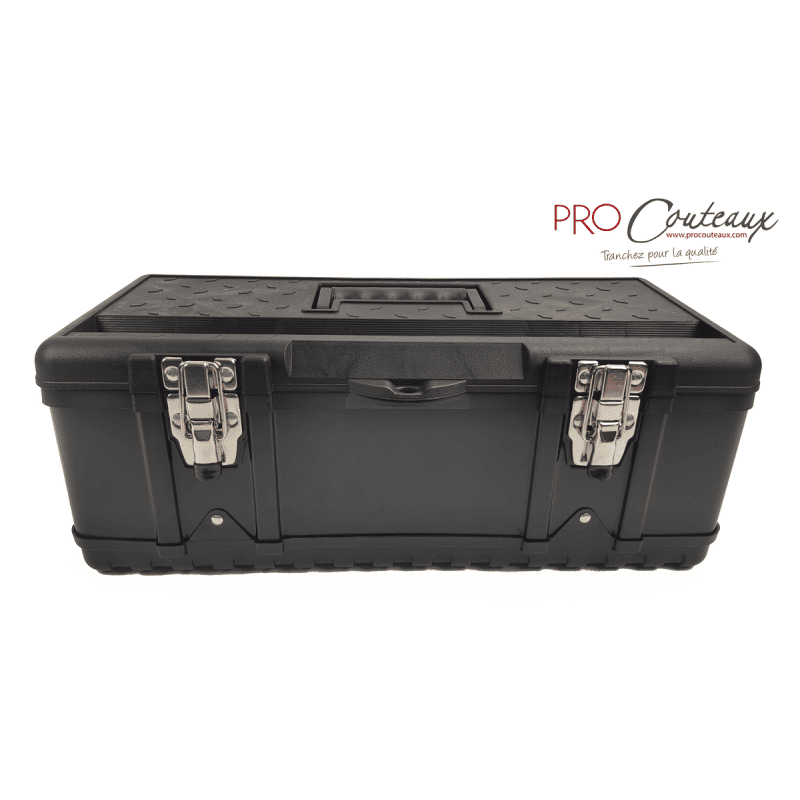 ProCouteaux - Mallette ALU Mbox noir., Mallette pour couteaux et ustensiles de cuisineSeulement vendu pour remplacer votre mallette maxi iziLa mallette "AluMini" vendue vide est idéale pour ranger tous vos ustensiles.Sa grande capacité vous permettra de stocker tous les ustensiles nécessaires à votre métier (boulanger, cuisinier, pâtissier, boucher...) même les plus encombrants.Son plateau supérieur, entièrement lavable, est composé de 4 compartiments (2 longs et 2 petits) afin de séparer les plus petits ustensiles pour les retrouver plus facilement.Fabriqué en polypropylène résistant aux chocs avec structure en acier allié peint en bleu clair par poudrage. 1 Poignée caoutchoutée confortable. 1 Plateau intérieur amovible. 2 Fermetures en métal1 Oeillet pour pouvoir fermer de manière sûre avec un cadenas (en option)
