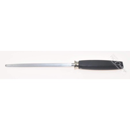 ProCouteaux - Fusil à aiguiser - Sanelli Giotto - 18 cm, Descriptif - Fusil à aiguiserPas de bon couteau sans un bon fusil, le meilleur moyen pour que votre couteau conserve un tranchant incomparable, c’est de l’entretenir avec un bon fusil.Le design est élégant et novateur . Satisfaction assuréeIdéal pour faire un cadeau qui allie l’esthétique et la performance. ProCouteaux - Fusil à aiguiser - Sanelli Giotto - 18 cm, Descriptif - Fusil à aiguiserPas de bon couteau sans un bon fusil, le meilleur moyen pour que votre couteau conserve un tranchant incomparable, c’est de l’entretenir avec un bon fusil.Le design est élégant et novateur . Satisfaction assuréeIdéal pour faire un cadeau qui allie l’esthétique et la performance.